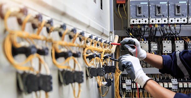 Professional Electrician technician working in Purcell, OK